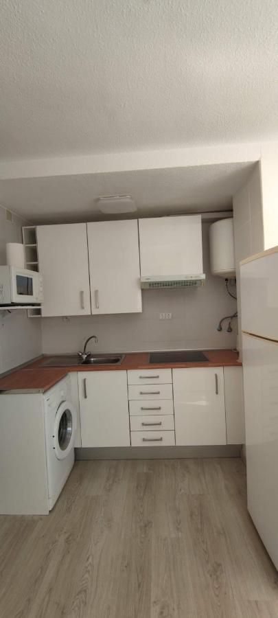 Precioso Apartamento Con Piscina Y Vistas Al Mar Mediterraneo. Benidorm Exteriör bild
