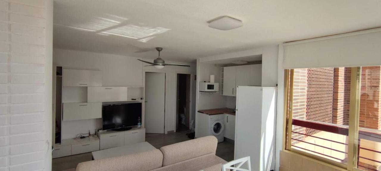 Precioso Apartamento Con Piscina Y Vistas Al Mar Mediterraneo. Benidorm Exteriör bild